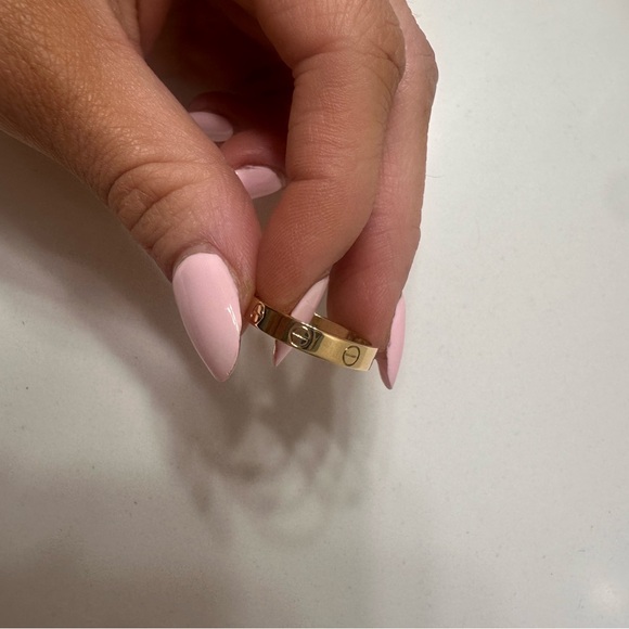 CARTIER GOLD LOVE RING - Picture 3 of 11